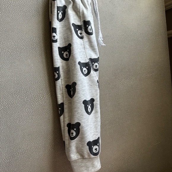 Bears sweatshirt and sweatpant set - Picture 2 of 2